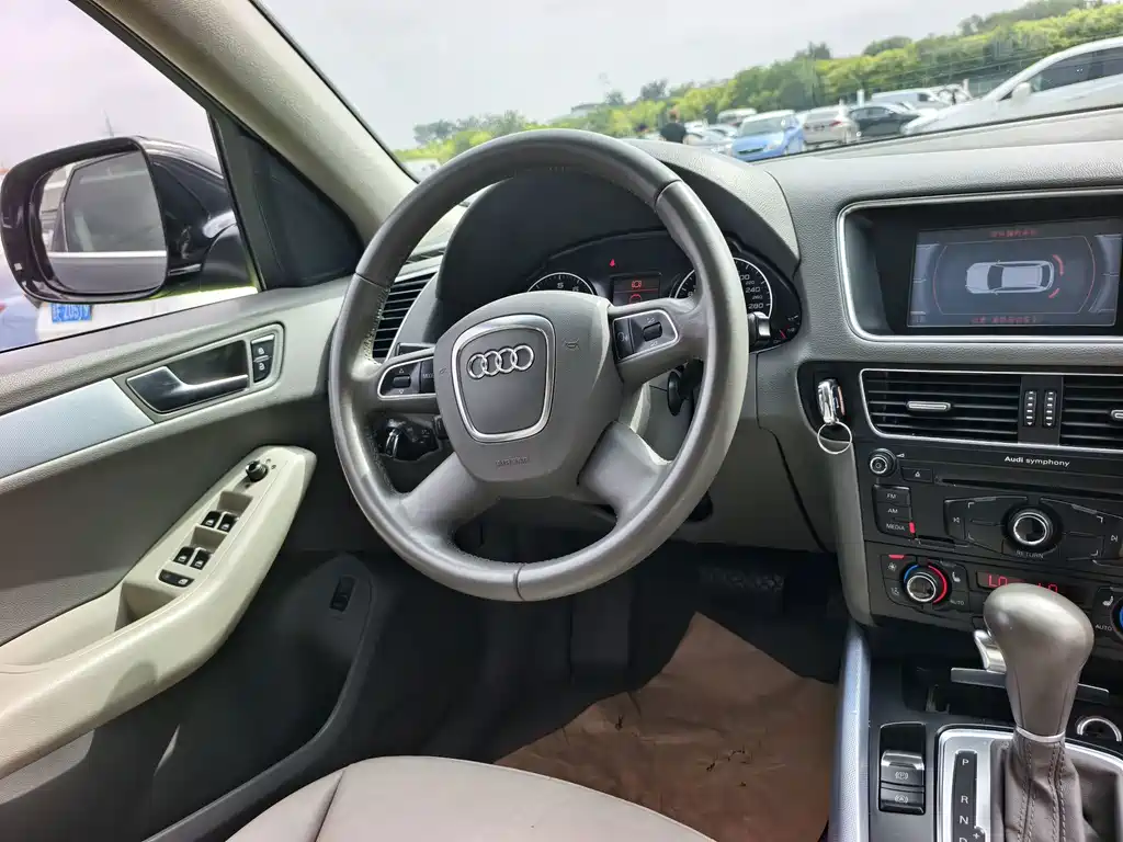Audi Q5 — миниатюра 15