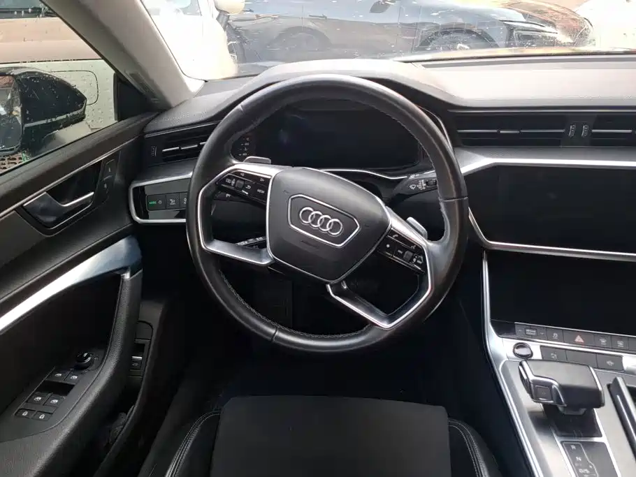 Audi A7L — миниатюра 15