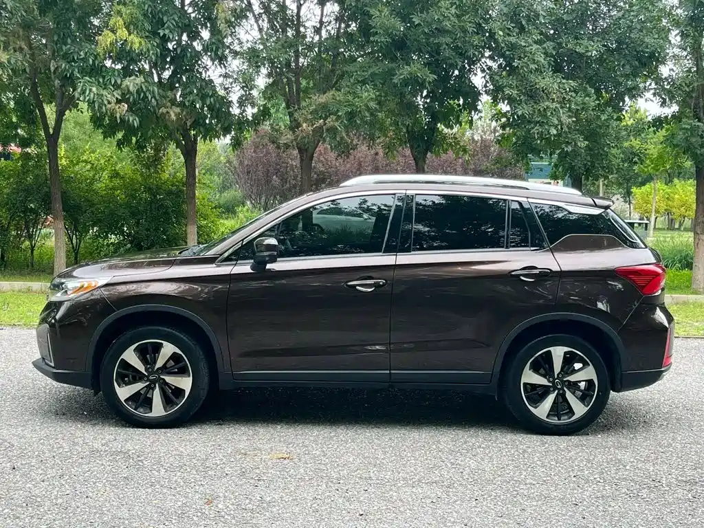 GAC Motor Trumpchi GS4 — миниатюра 2