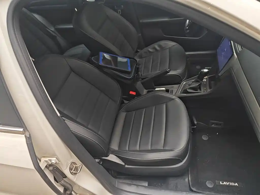 Volkswagen Lavida — миниатюра 25