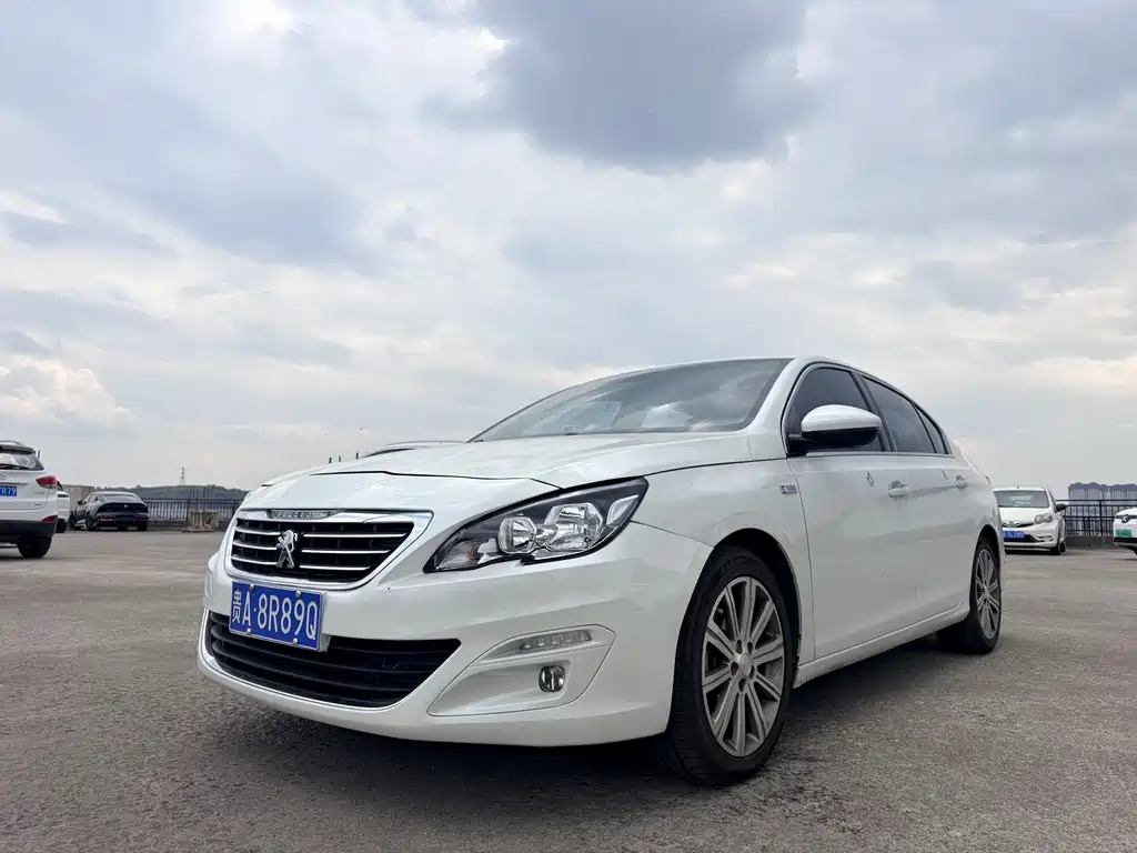 Peugeot 408