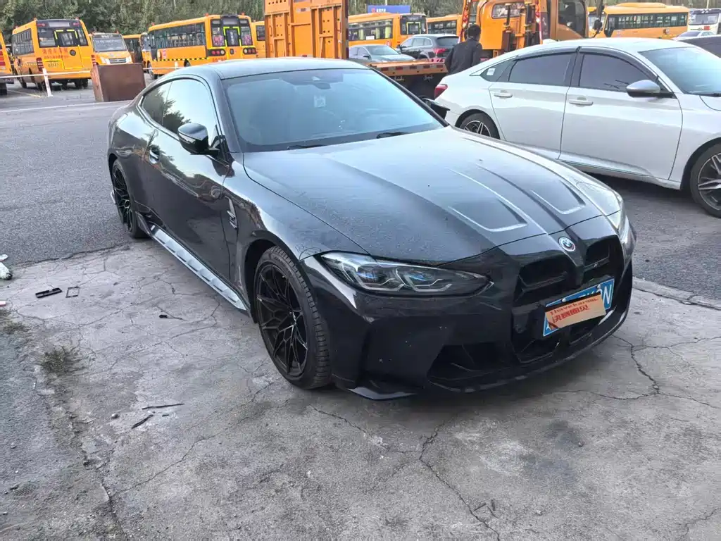 BMW M4