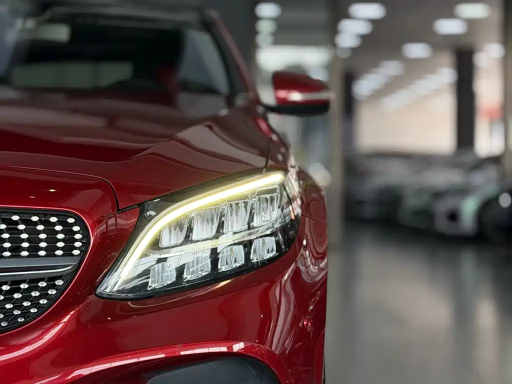 Mercedes-Benz C-Class — миниатюра 16