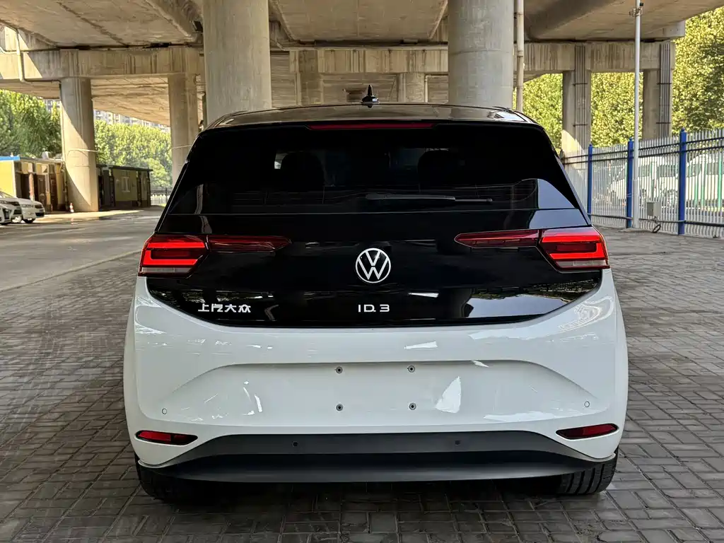 Volkswagen ID.3 — миниатюра 7
