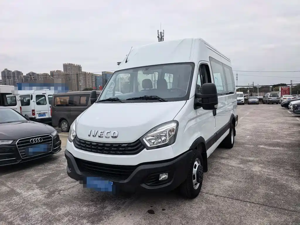 IVECO OUSHENG
