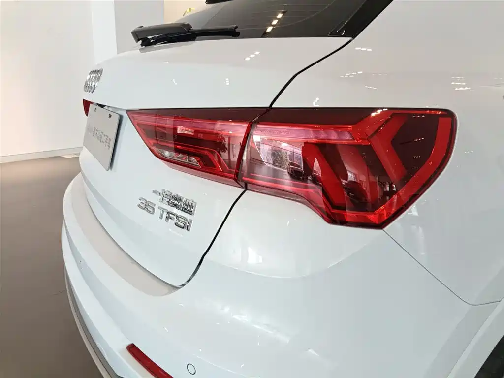 Audi Q3 — миниатюра 15