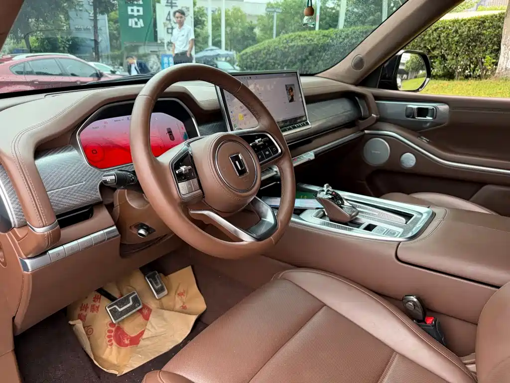 Tank Tank 700 New Energy — миниатюра 7