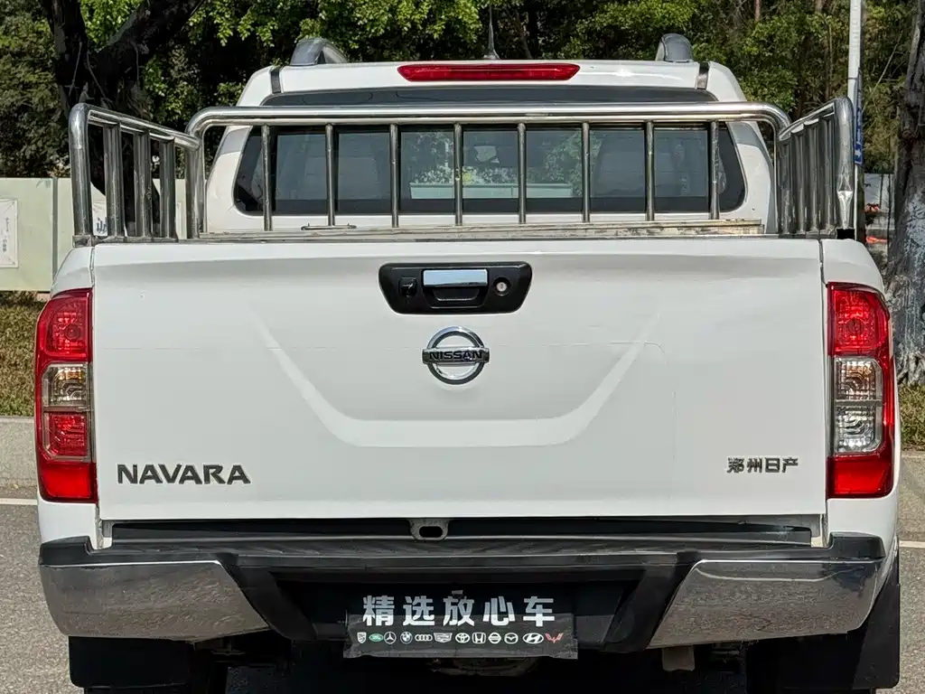 Nissan Navara — миниатюра 5