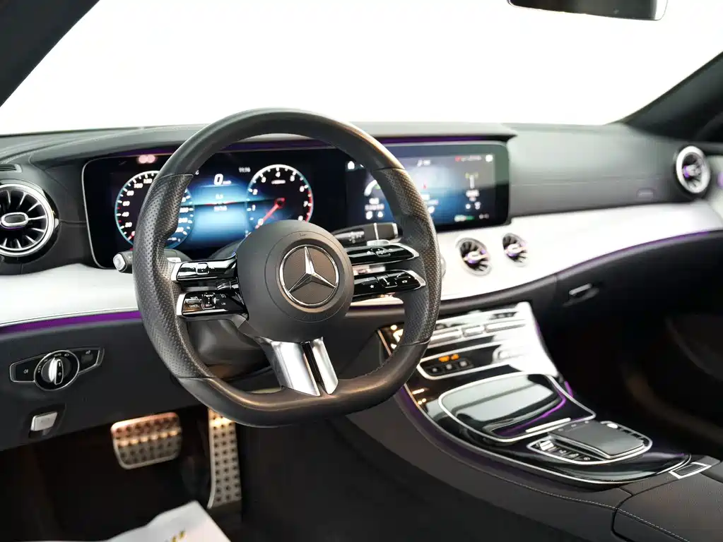 Mercedes-Benz E-Class (Import) — миниатюра 3