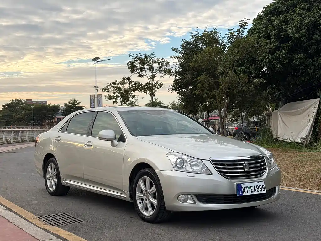 Toyota Crown 2010 3.0L Royal Saloon