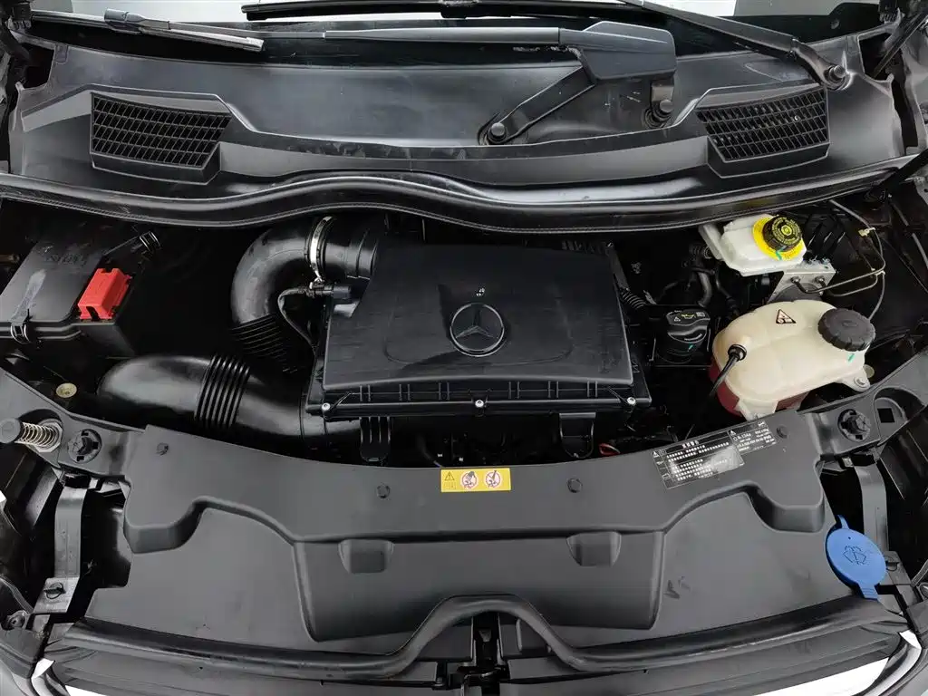 MERCEDES-BENZ V CLASS