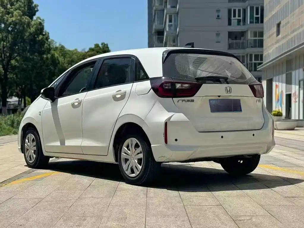 Honda Fit — миниатюра 5