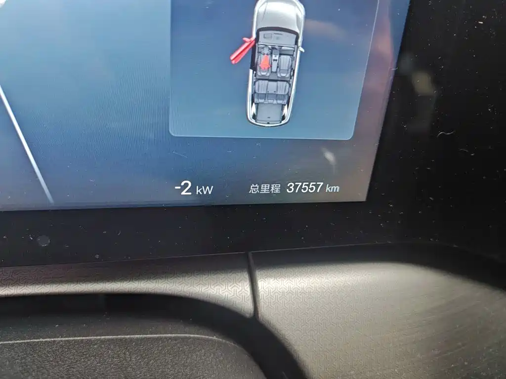 BYD L DM-i — миниатюра 8