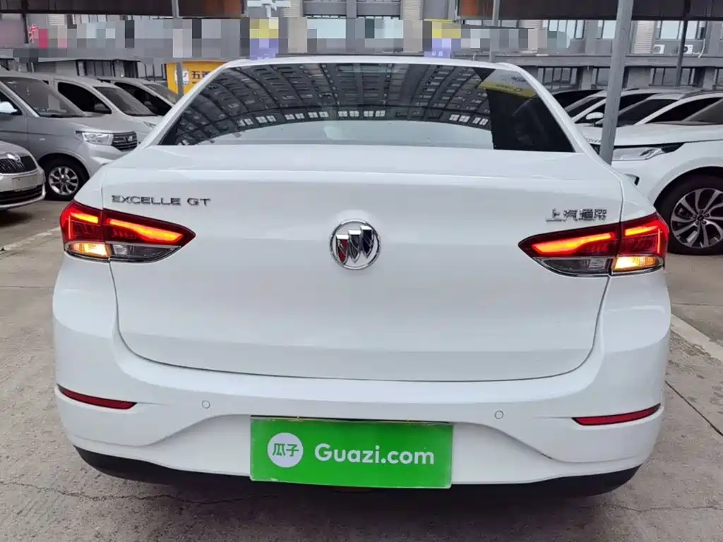 Buick Excelle — миниатюра 6