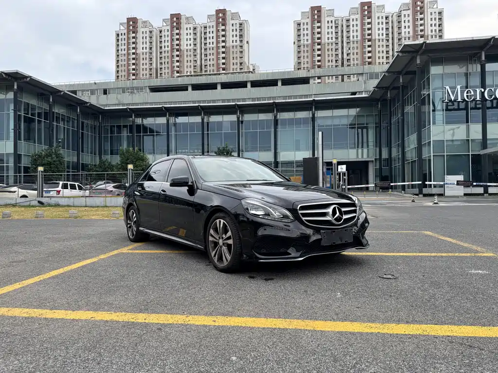 Mercedes-Benz E-Class — миниатюра 3