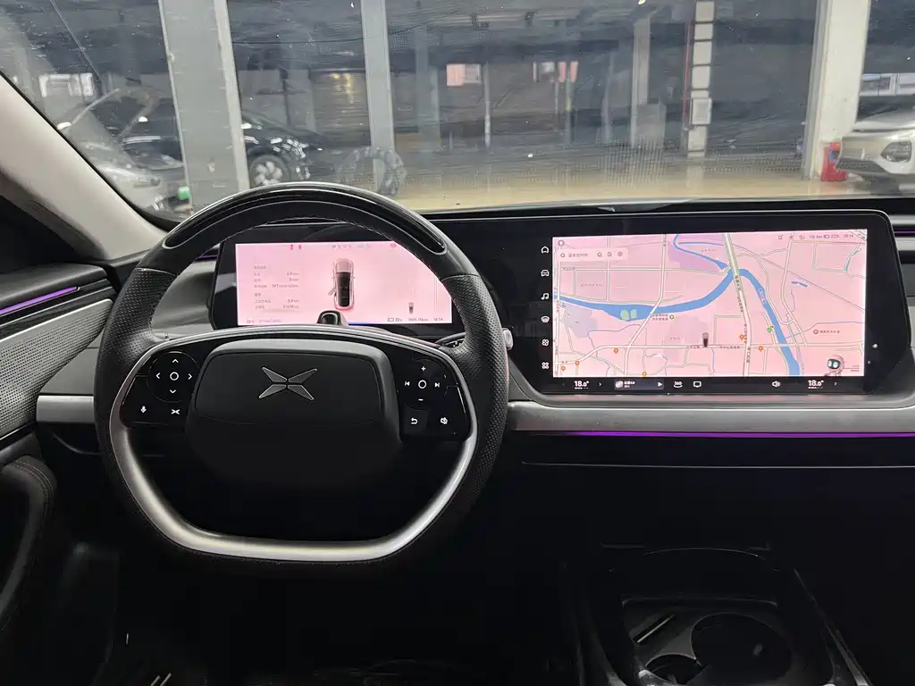 XPeng P7 — миниатюра 11