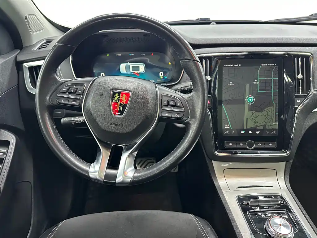 ROEWE RX5 NEW ENERGY