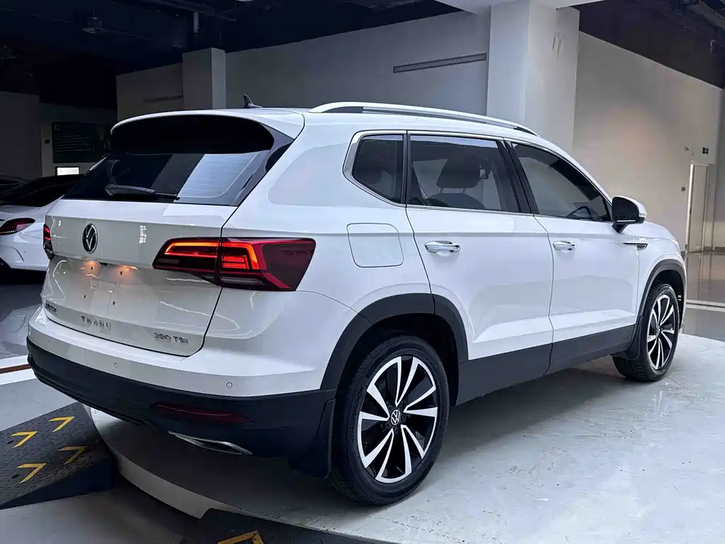 Volkswagen Tharu — миниатюра 5