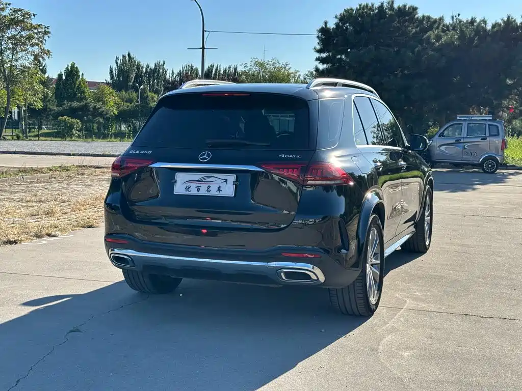 Mercedes-Benz GLE (Import) — миниатюра 6