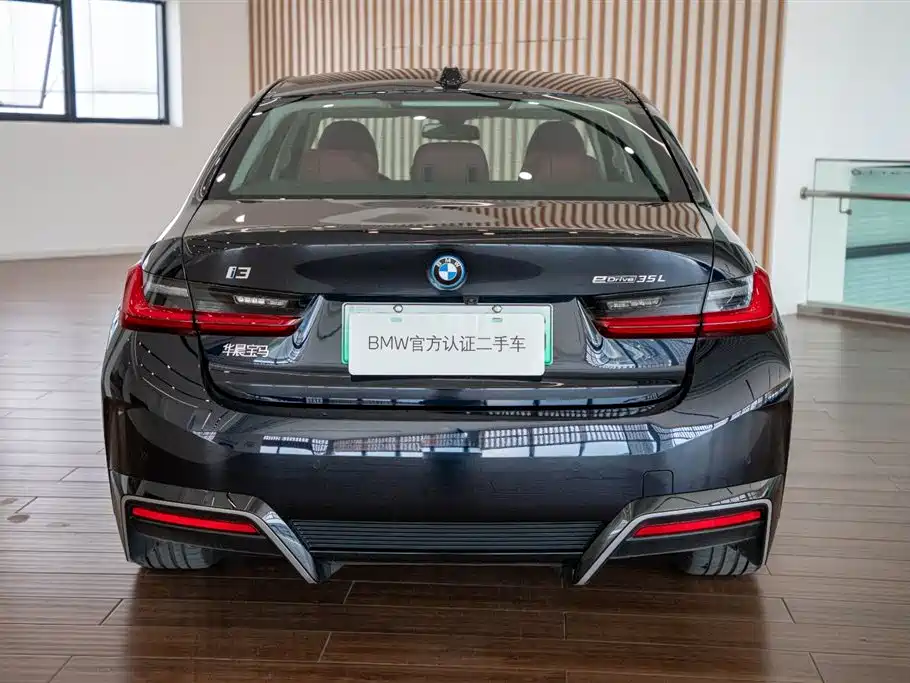BMW i3 — миниатюра 7