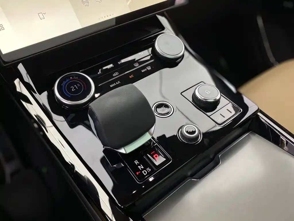 Land Rover Sport — миниатюра 6