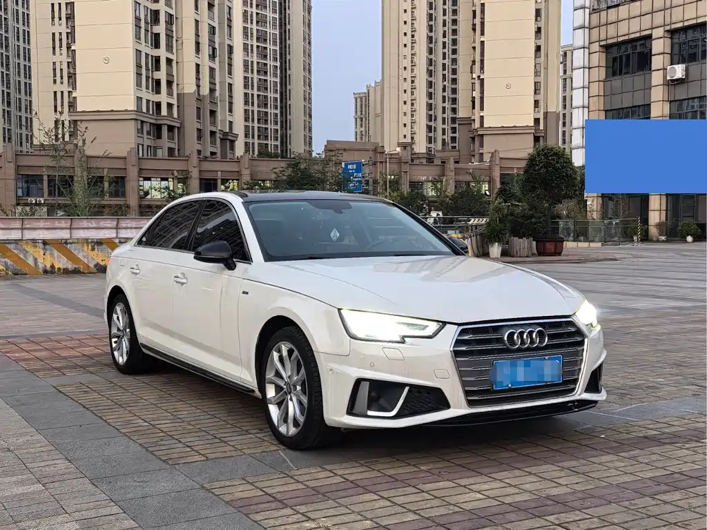 Audi A4L 2019