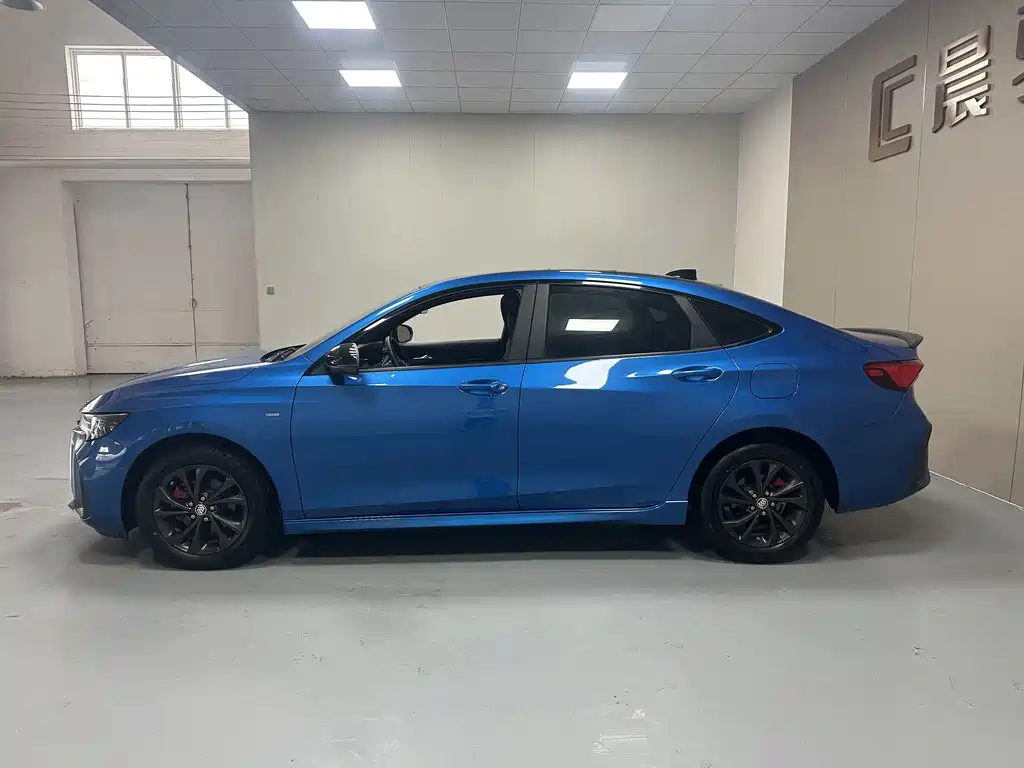 Buick Verano — миниатюра 8