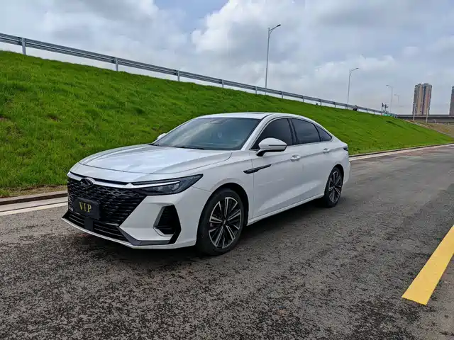 2025 Chery Arrizo 8
