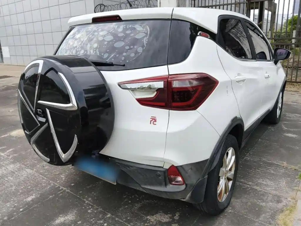 BYD Yuan — миниатюра 7