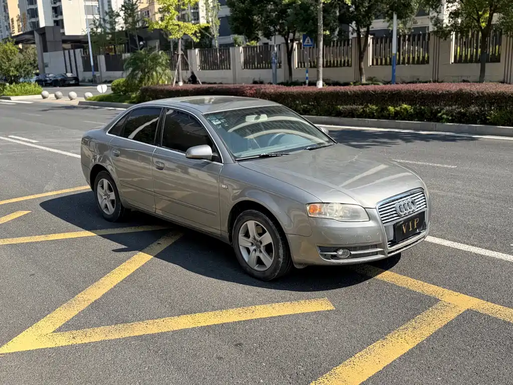 Audi A4 — миниатюра 5