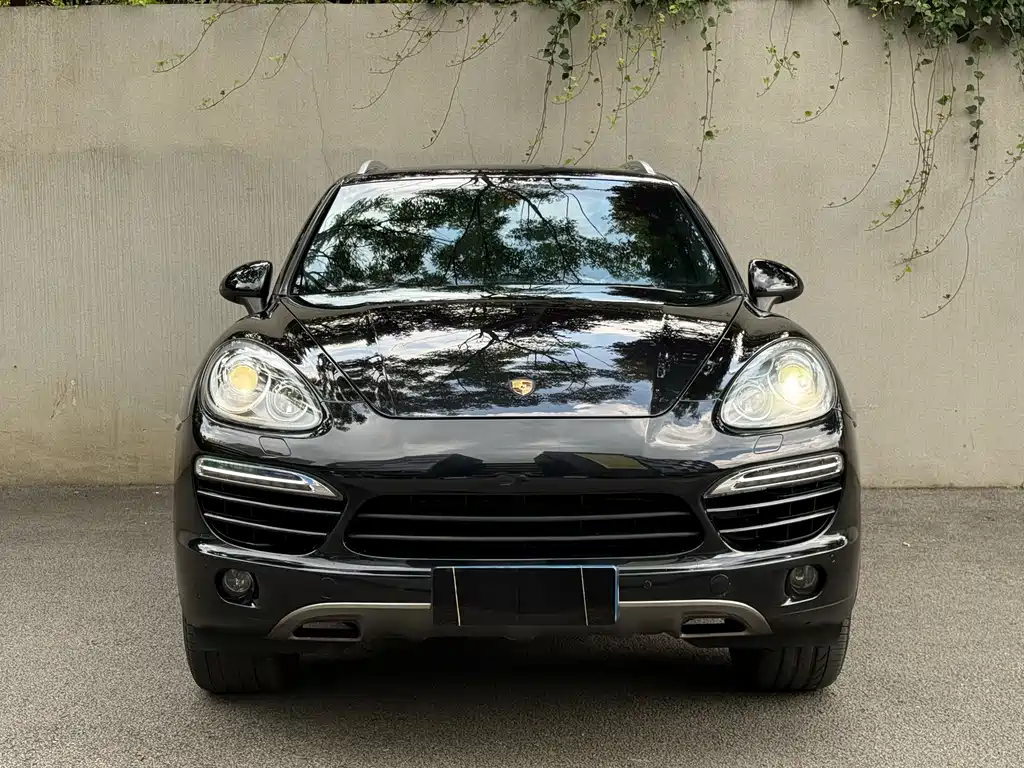 Porsche Cayenne — миниатюра 2