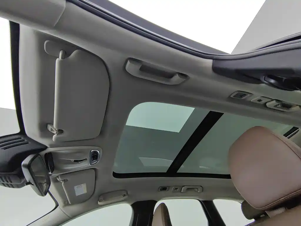 Volvo XC60 — миниатюра 14