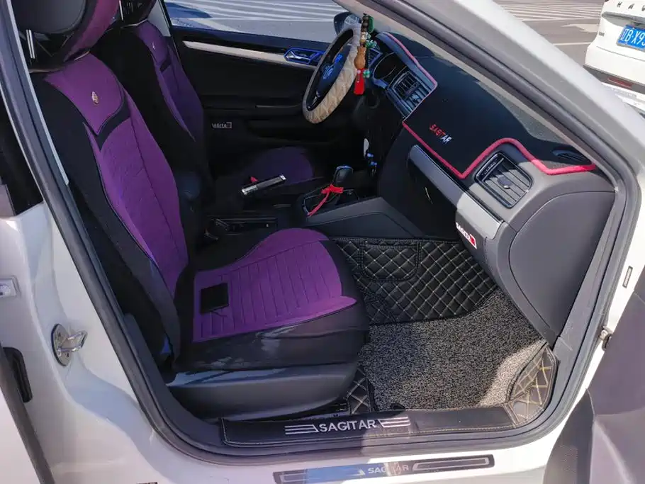 Volkswagen Sagitar — миниатюра 8