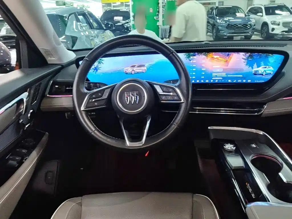 Buick E5 — миниатюра 11