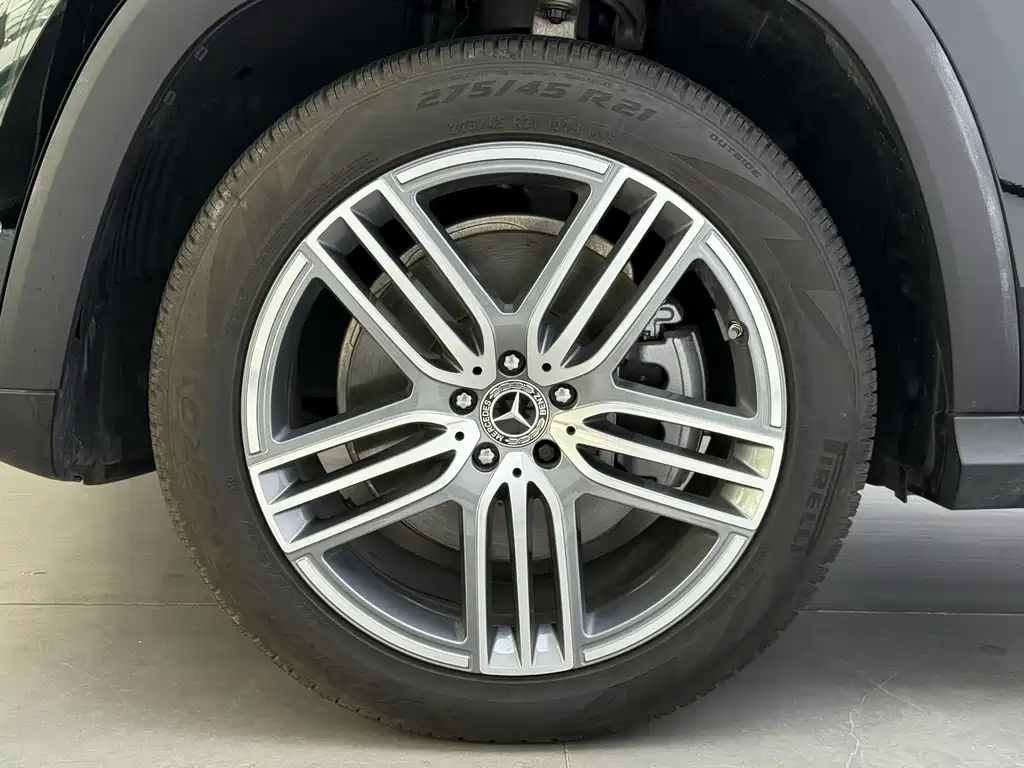 Mercedes-Benz GLS — миниатюра 7