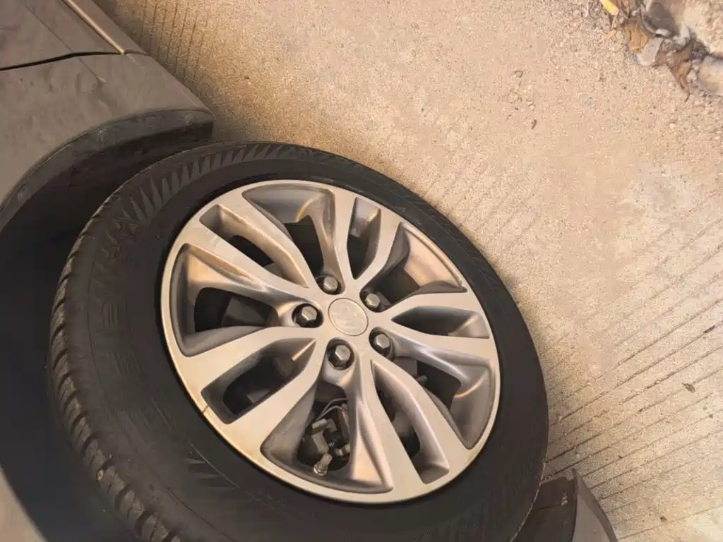 Buick Excelle — миниатюра 23