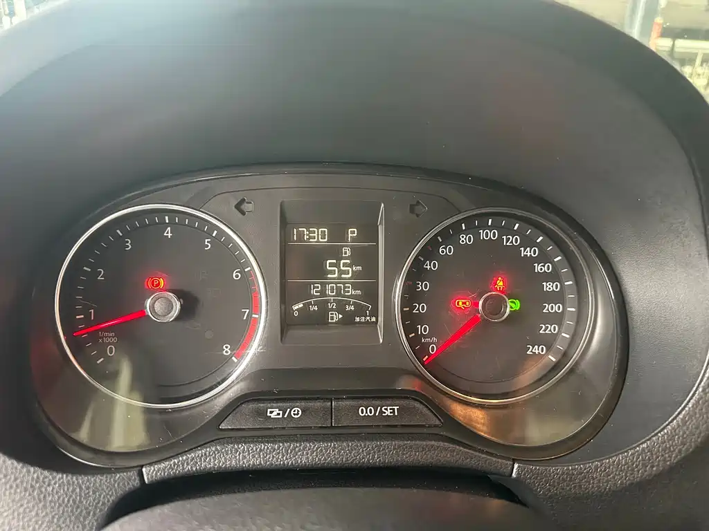 Volkswagen Polo — миниатюра 14
