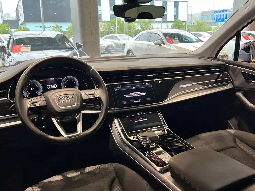 Audi Q7 — миниатюра 29