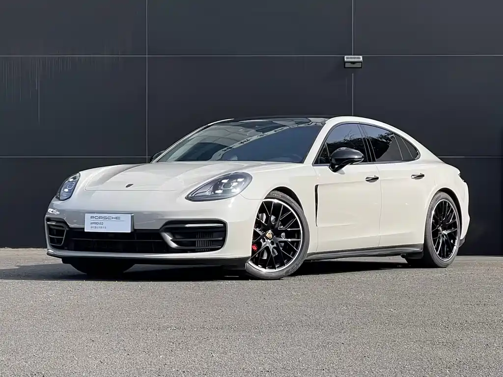 Porsche Panamera 2023