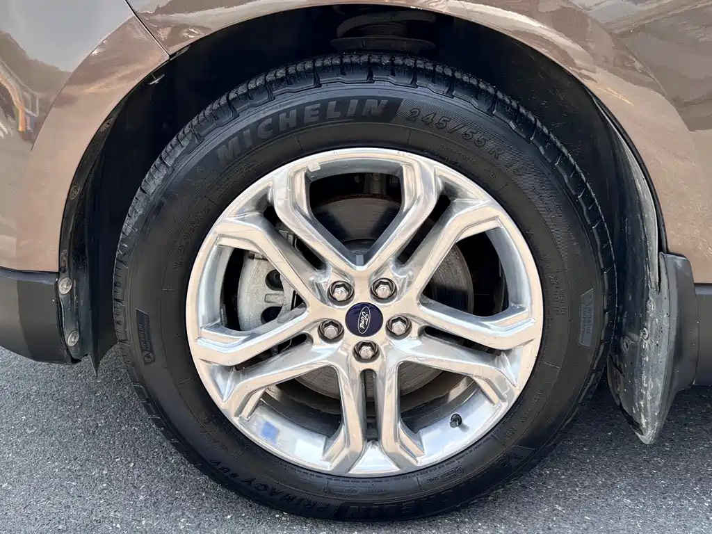 Ford Edge — миниатюра 9