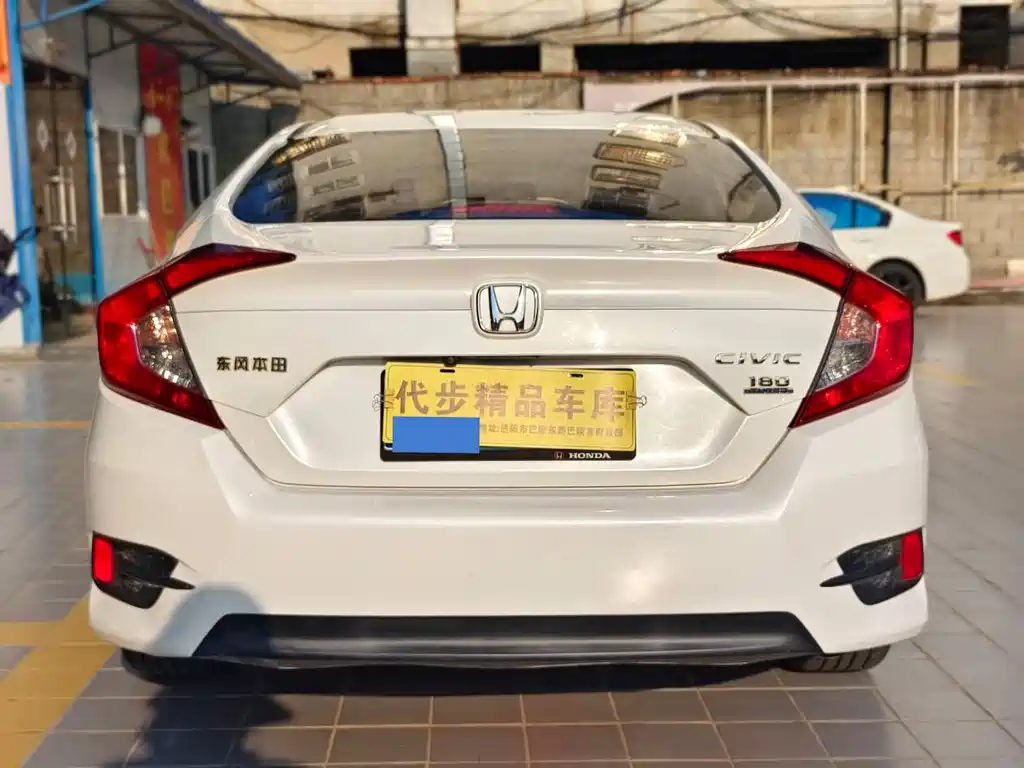 Honda Civic — миниатюра 18