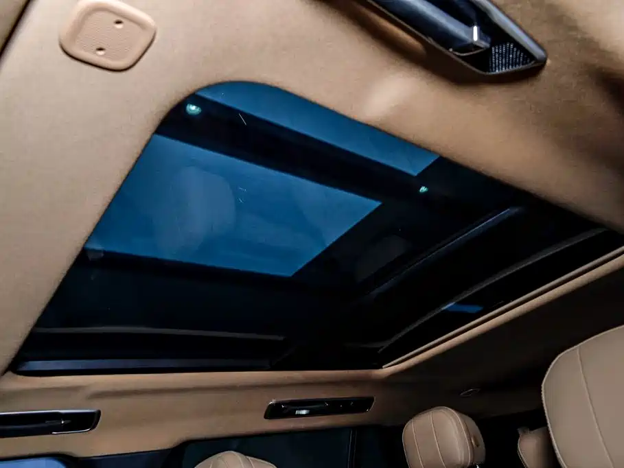 Land Rover Range Rover — миниатюра 23