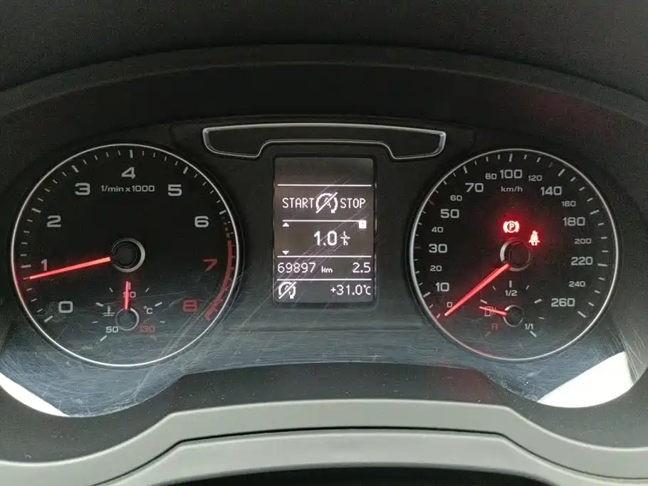 Audi Q3 — миниатюра 14