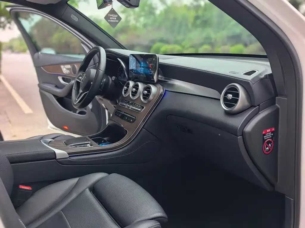 Mercedes-Benz GLC — миниатюра 11