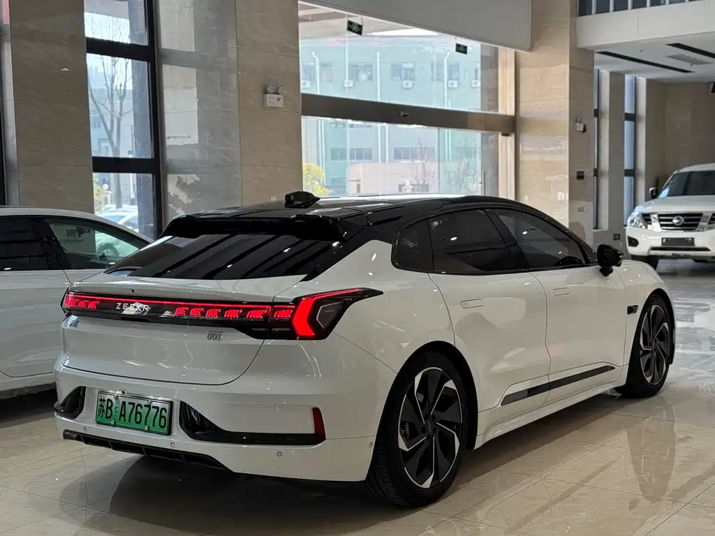 ZEEKR EXTREME KRYPTON 001