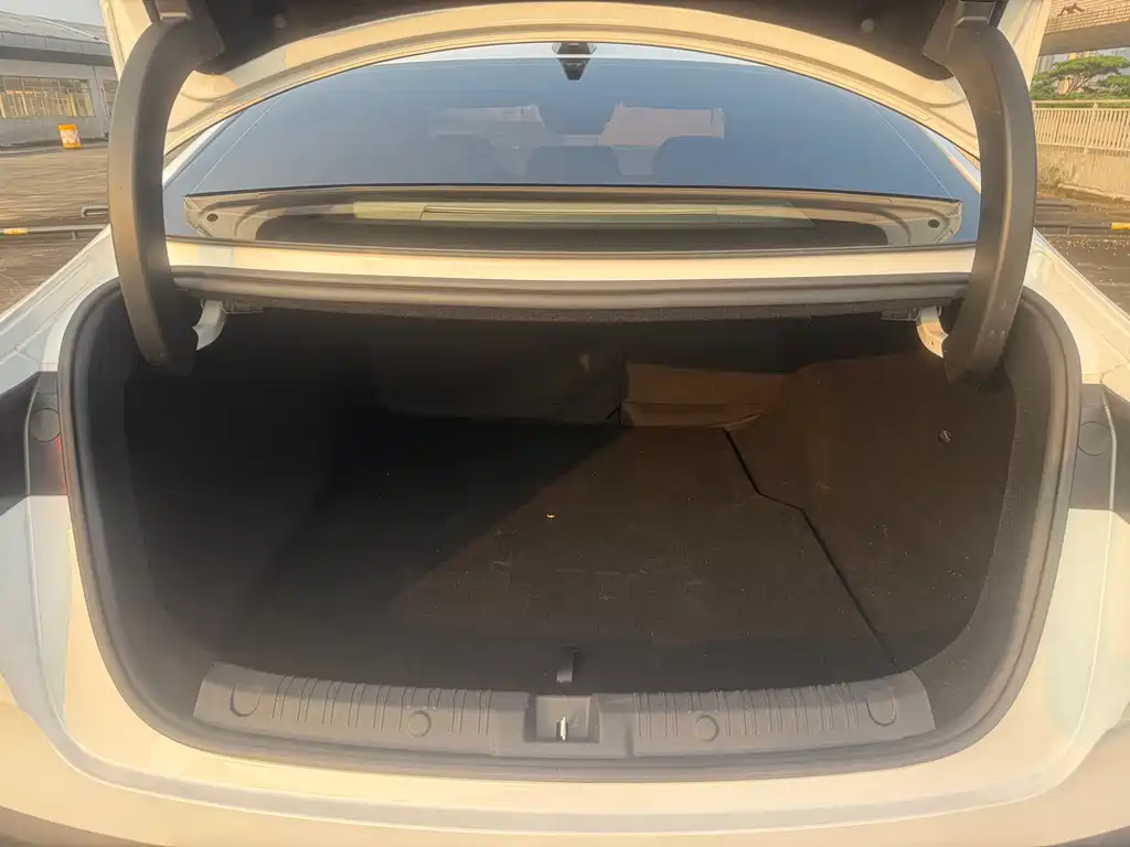 BYD Qin L — миниатюра 20