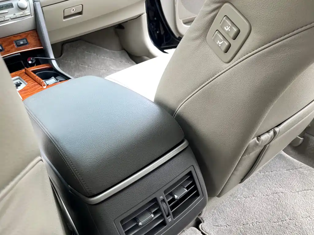Toyota Camry — миниатюра 15