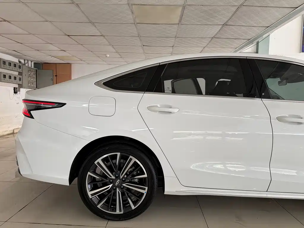 Chery Arrizo 8 — миниатюра 15