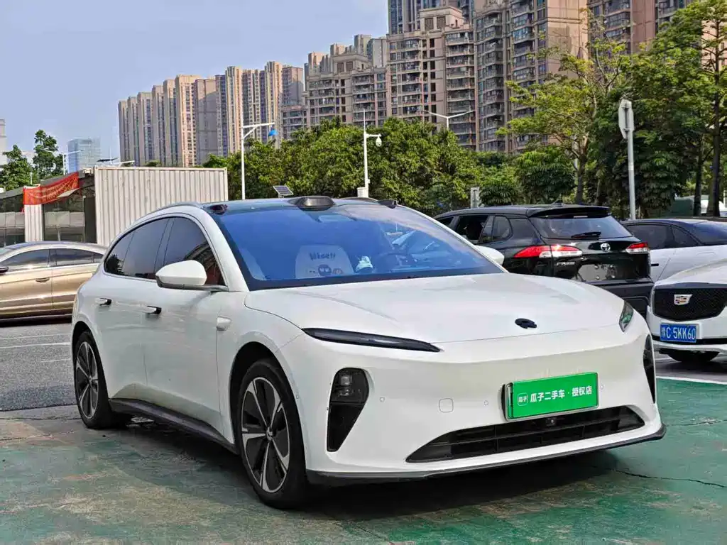NIO ET5T — миниатюра 2
