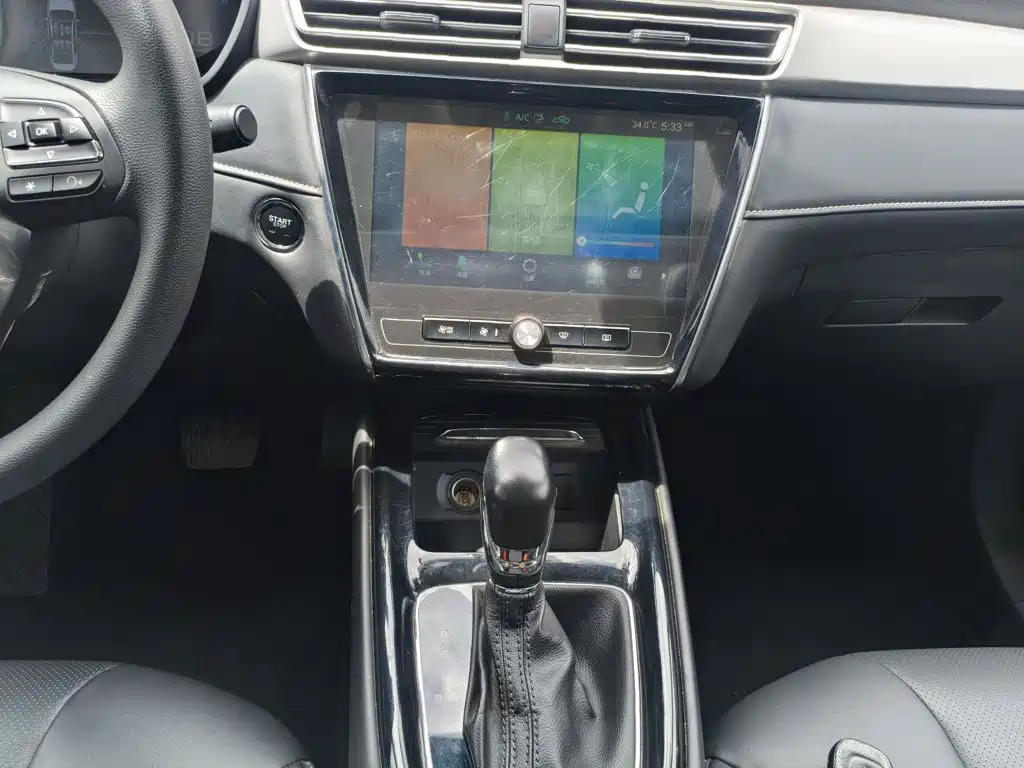 Roewe i5 — миниатюра 5
